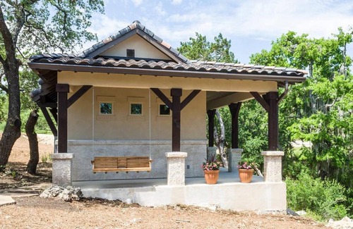 Spring Branch House | The Treehouse at Hidden Falls