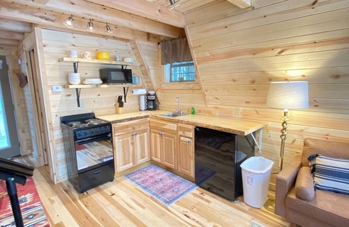 Leeper Cabin | The Treehouse near Cook Forest State Park