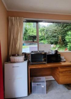 Upper Hutt Other | The Treehut at the Rabbithole, Upper Hutt