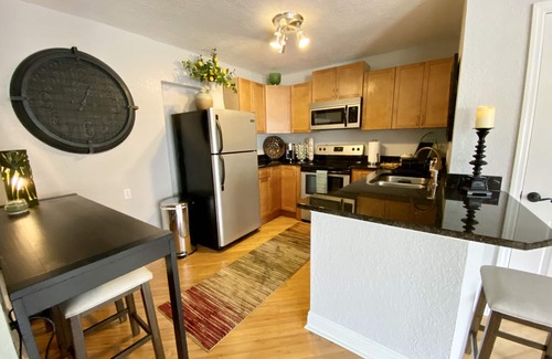 Safety Harbor Apartment | The Tropical Bungalow