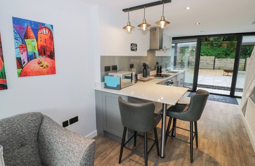 Middleton Cheney Cottage | The Tunnel at Bridge Lake Farm and Fishery