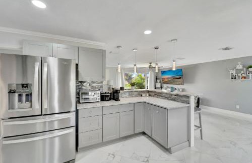 Caloosahatchee House | The Turquoise Turtle
