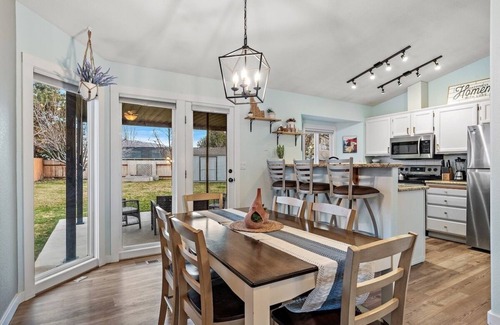 Southeast Boise House | The Ulex by Host Boise - Cozy 3 Bed in SE Boise by Simplot Sports Complex