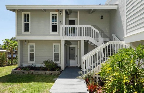 Grove City Villa | The Ultimate 2 Bedroom Condo on Charlotte Harbor, Orlando Condo 1005