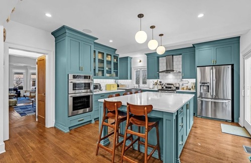 Asbury Park House | The Ultimate Beach House. Two blocks from Asbury Park beach! Dog-friendly.