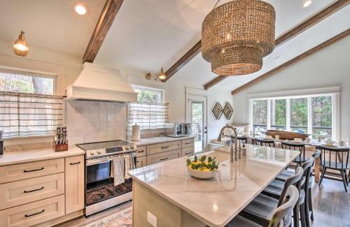 Wiley House | The Ultimate Luxury Retreat on Lake Burton!