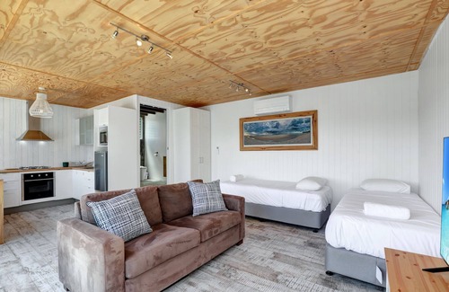 Point Lookout House | The Ultimate Modern Straddie Beach House