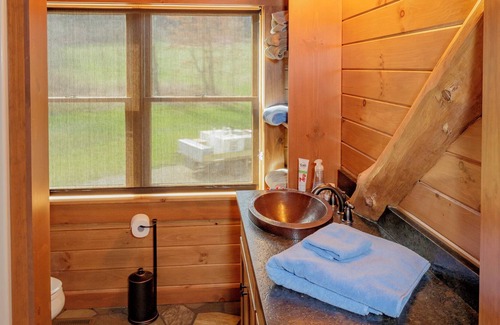 Sherrodsville Cabin | The Ultimate Retreat