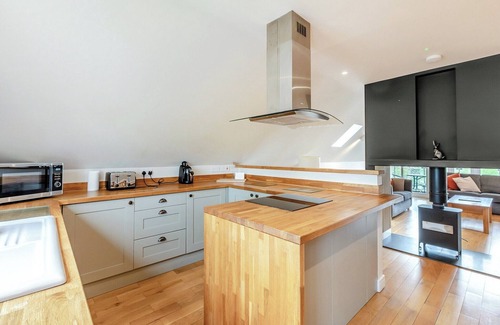 Middlezoy Cottage | The ultimate spacious and modern two storey cottage.
