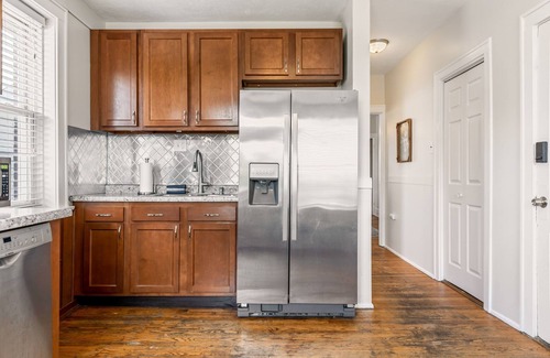 Lindenwood Park Apartment | The Upper Grove by StayLage