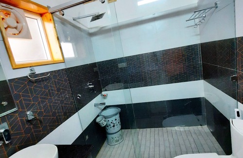 Amritpur Hotel | The Urban Escape