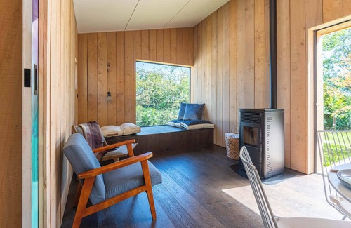 Lynmore House | The Urban Hut Summary
