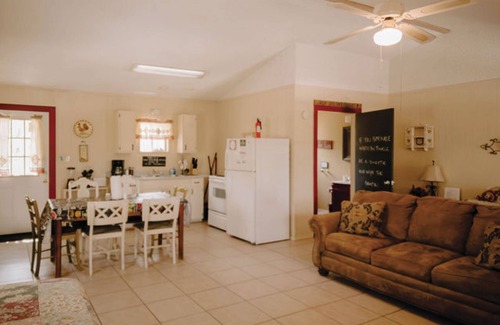 Rio Frio Cabin | The Uvalde Side - Whiskey Mountain Duplex - Great Location!