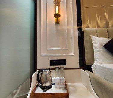 Taj Ganj Hotel | The Vacation Villa