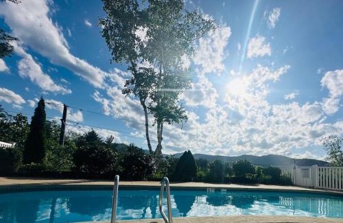 Intervale Apartment | The Valley Finale Amazing Views FREE POOL