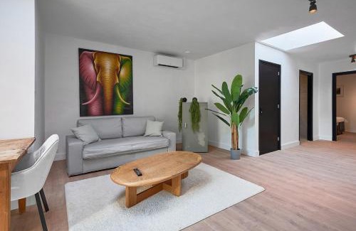 Stratum Apartment | The Vault - Eindhoven - By T&S