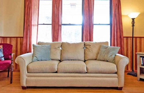 Nelson House | The Verandah Suite