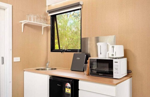 Nowhere Creek House | The Verge of Nowhere Oak by Tiny Away