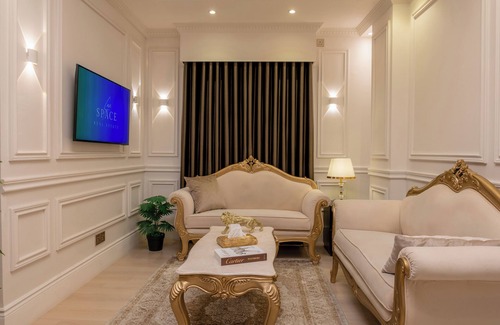 Uttara Apartment | The Versailles Suite. A Designer Home in Dhaka.