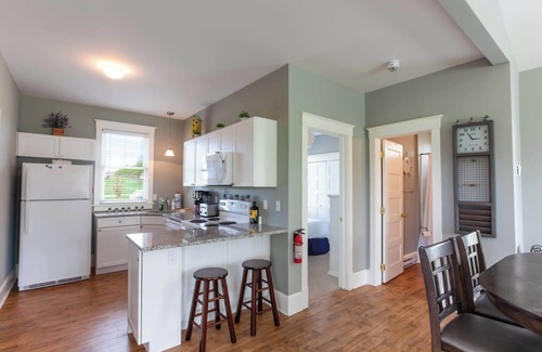 Cherry Valley House | The Viceroy - 45 Butternut