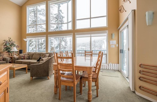 Silver Star Mountain House | The View