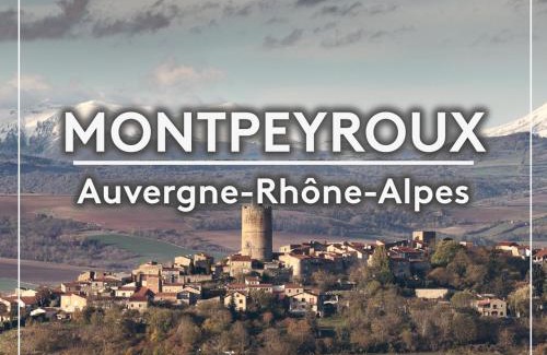 Montpeyroux House | The View - Gite Mont Dore