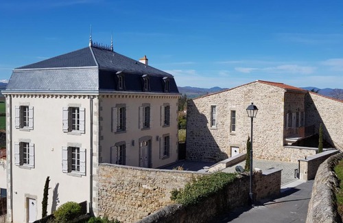 Montpeyroux House | The View - Gite Sancy