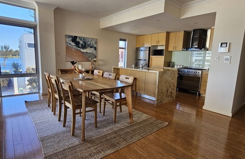 Mandurah House | The View - Mandurah