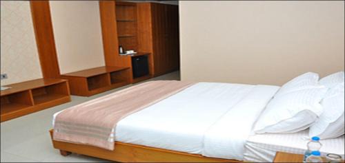 Central Chennai Hotel | The Vijay Park, Madhavaram