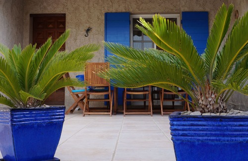 Maillane Villa | The Villa and its Studio
