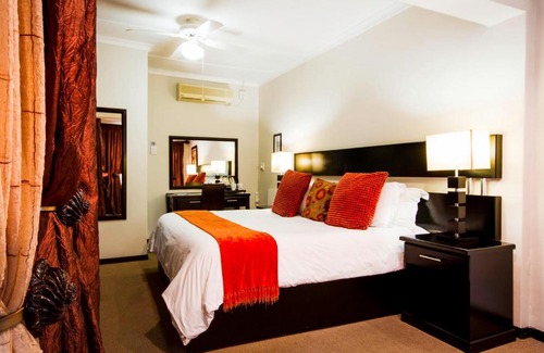 Bayswater House | @The Villa Guest House