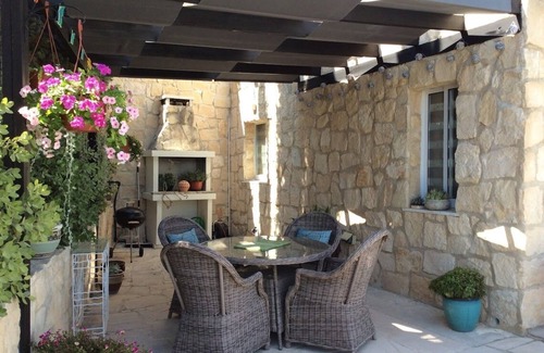 Peyia Town Villa | The Villa with a VIEW - Bookings Available !