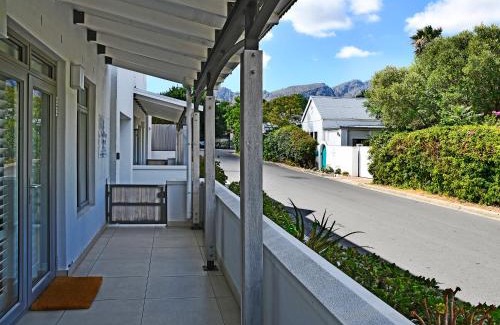 Franschhoek Apartment | The Village Cottage