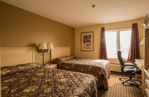 Elora Hotel | The Village Inn