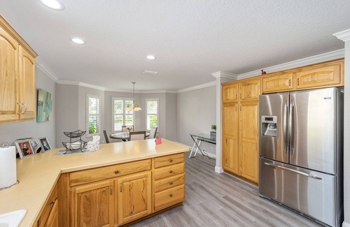 Winifred House | The Villages near Sumter Landing! Includes 4 seater golf cart.