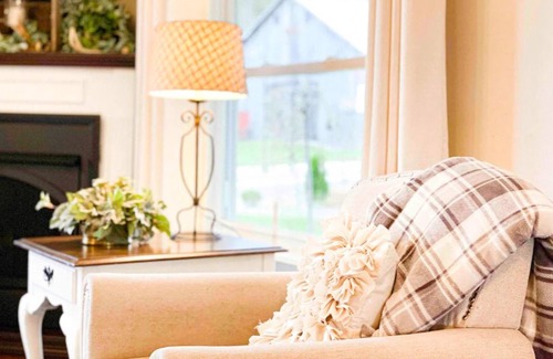 Bentonville House | The Ville-Guesthouse