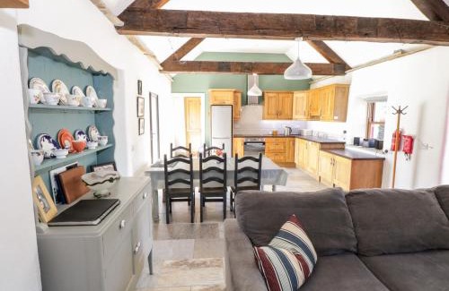 Dunmore House | The Visiting House