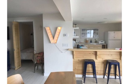 Wellington Cottage | The Viv - Cottage with Views of Lake Ontario
