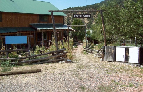 Glendale Cabin | The Wandering Star Inn