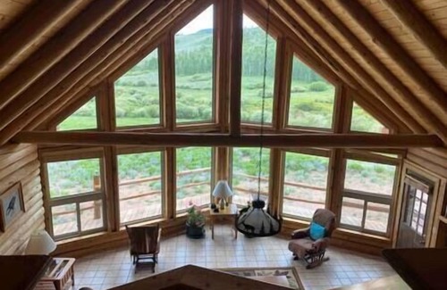 Walden House | The Wapiti Retreat @ 22 West