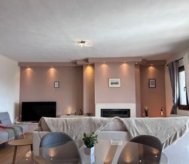 Milea Apartment | The Watch Tower B