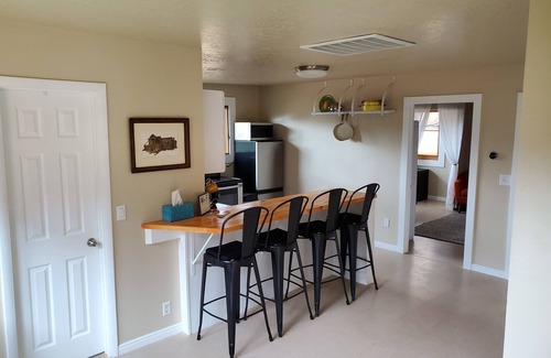 Zion National Park South Entrance Apartment | The Watchman View Tower ~ Explore Zion National Park!