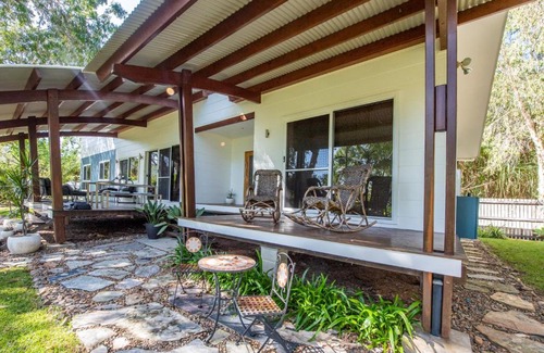 Horseshoe Bay House | The Wave