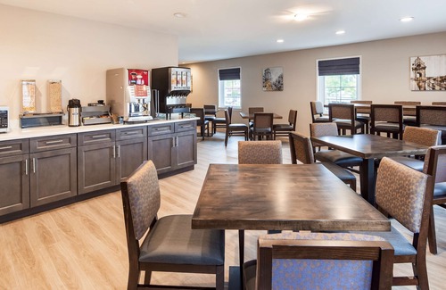 Westfield Hotel | The Westfield Inn, BW Signature Collection