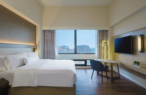 Rosemont Hotel | The Westin O'Hare
