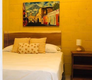Berlin Bed & Breakfast | The Whale Lounge - Berlin
