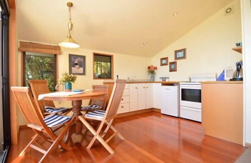Britannia Heights Apartment | The Wheelhouse Inn