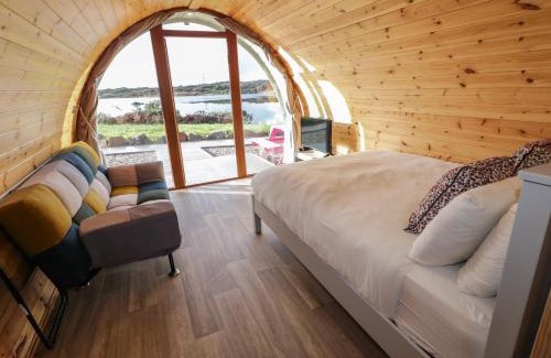 Burtonport House | The Wheelhouse Pod No 7