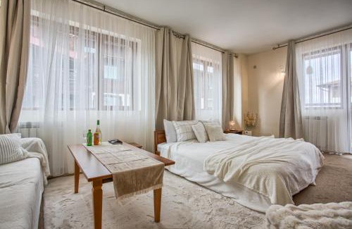 Shiligarnika Apartment | The White Beauty