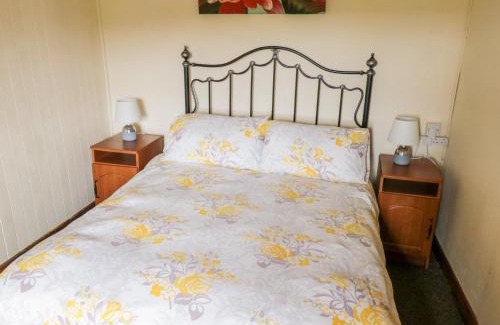 Inishnee House | The White House